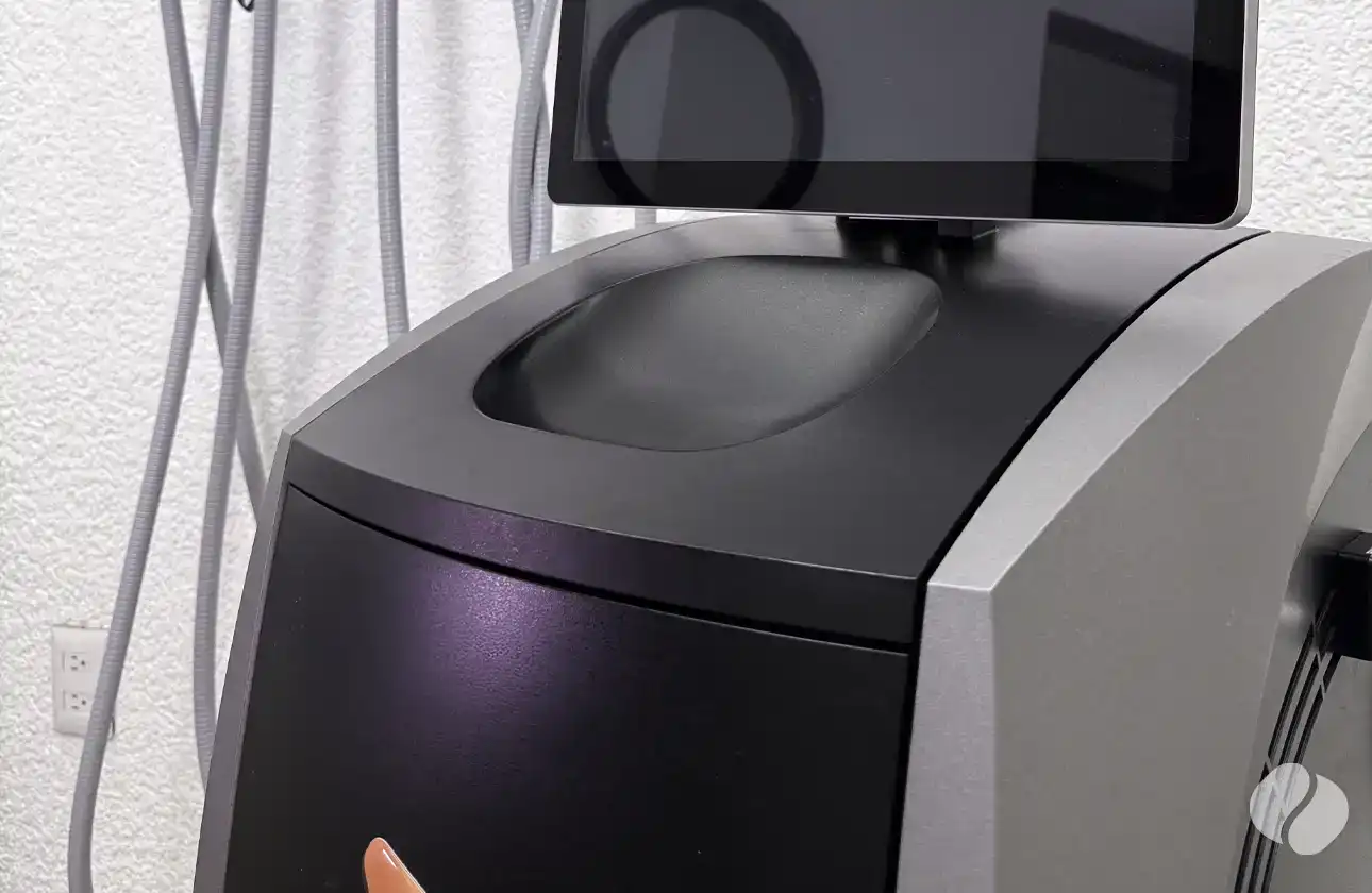 Láser Avanzado Nd:YAG Rejuvenecimiento y Eliminación de Manchas